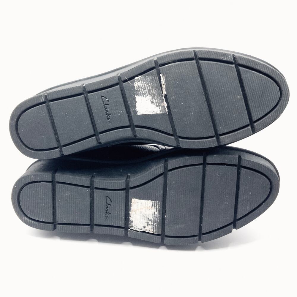 Clarks Women’s Airabell Ankle Boots Patent Leather Zip Wedge Whimsigoth Sz 8 - Picture 7 of 8